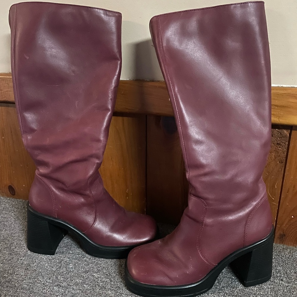 Steve Madden Fanatik Boot size 8